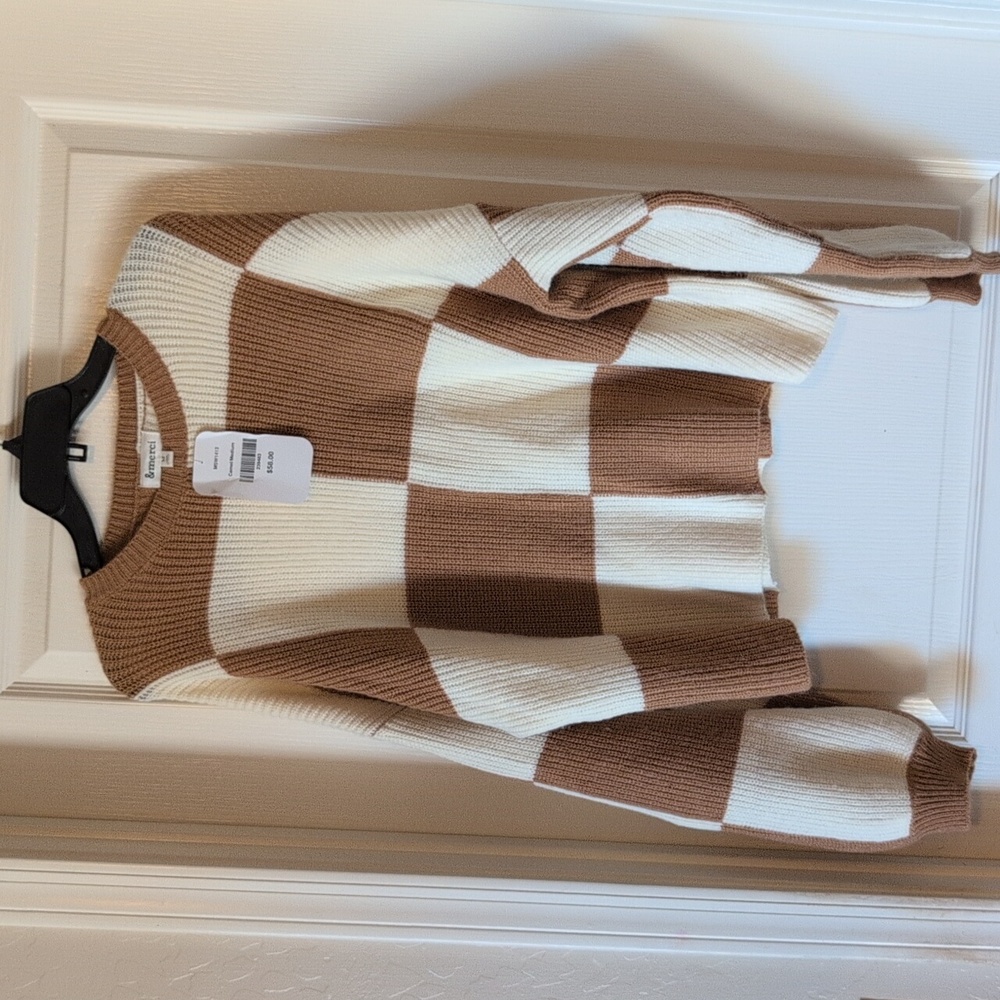 Brown and Cream Checkered Sweater - Picture 7 of 7